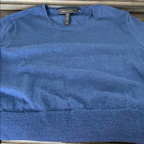 BCBGMaxAzria Sweaters - Bcbgmaxazria cropped sweater size XS